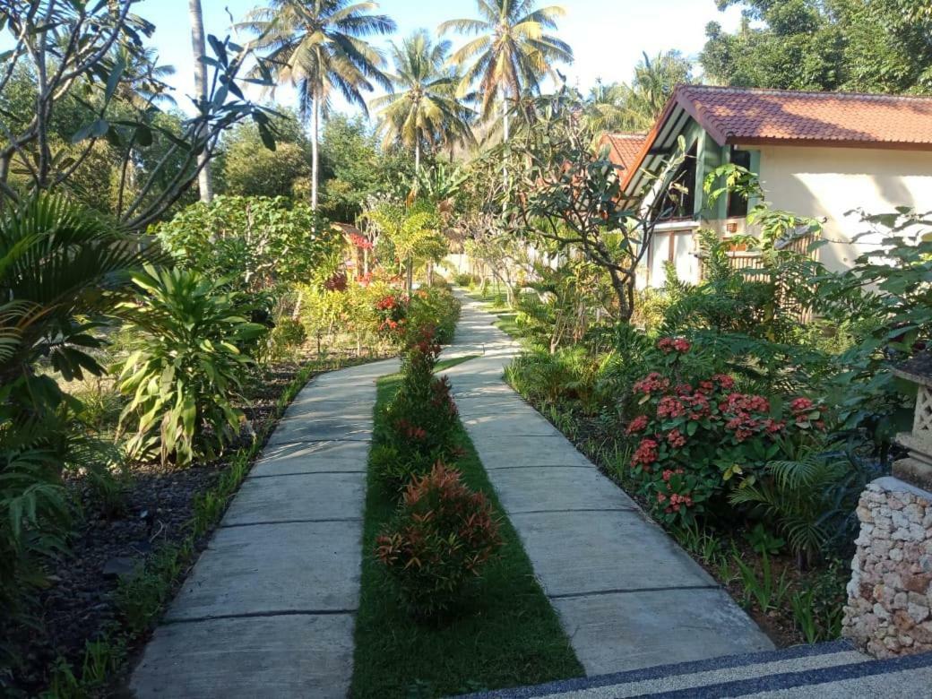 The Hamlet Hotel Kuta  Buitenkant foto